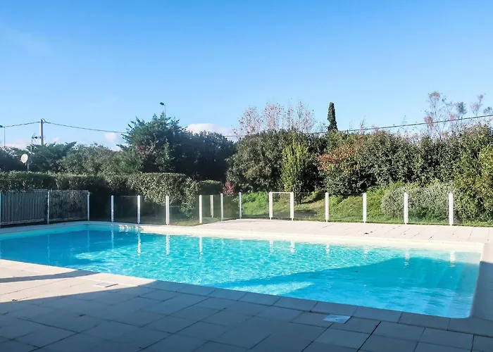 Appartement Le Jardin D'artemis-2 By Interhome Saint-Tropez